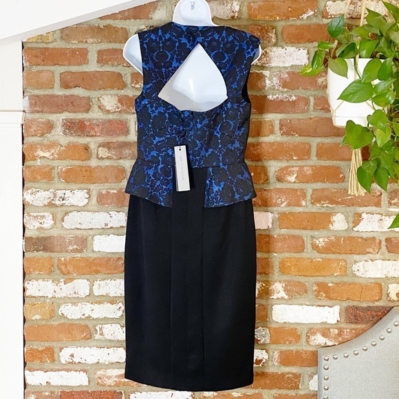 BLACK HALO Blue Black
Brocade Peplum Wiggle Dress
Women's Size 6 - Picture 3 of 9